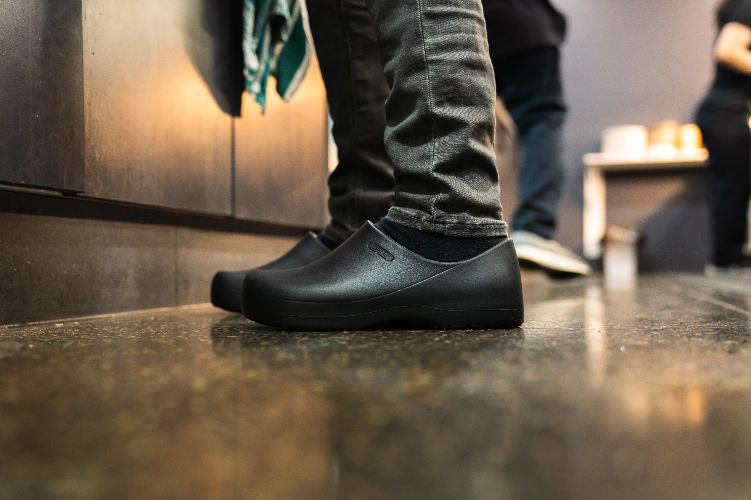 MUNKA CLOG - Image 5