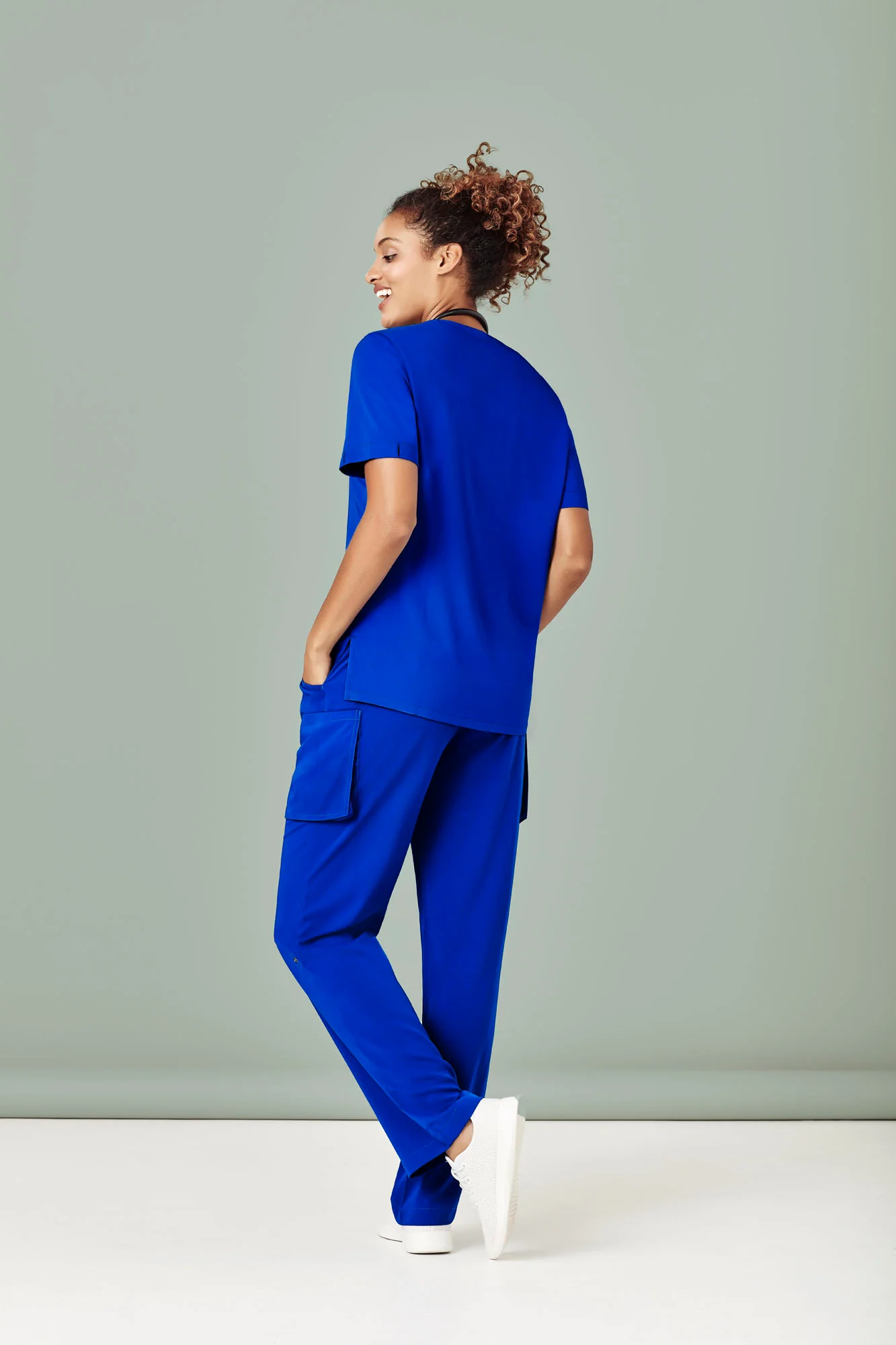 Womens Multi-Pocket Straight Leg Pant - Image 3
