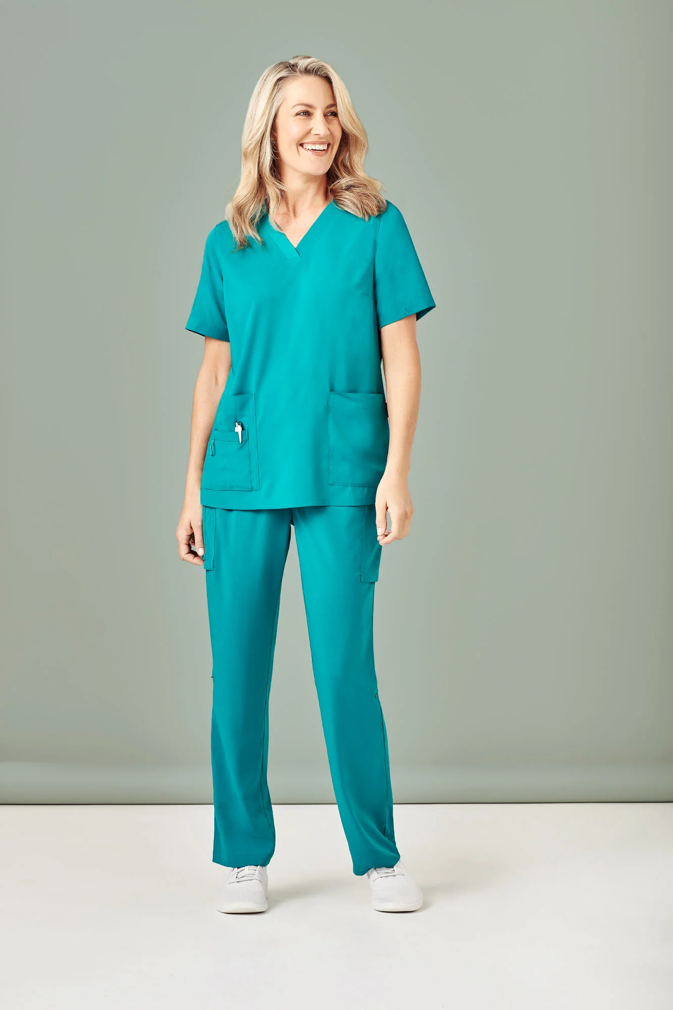 Womens Multi-Pocket Straight Leg Pant - Image 7